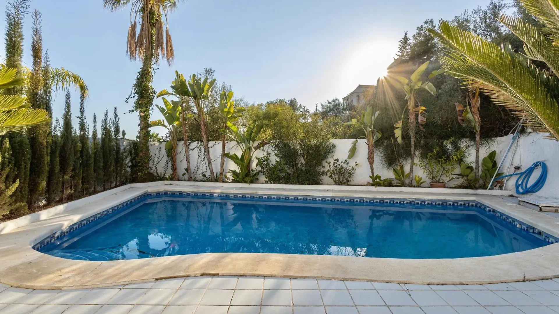 Villa Nerja 0*,